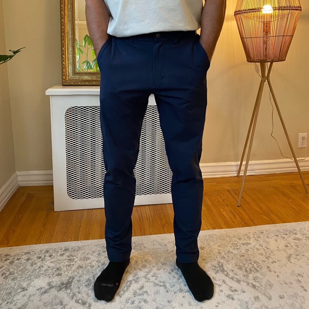 Lululemon Men’s Commission Pant